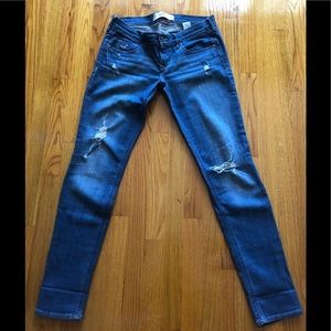 Hollister jeans size 27